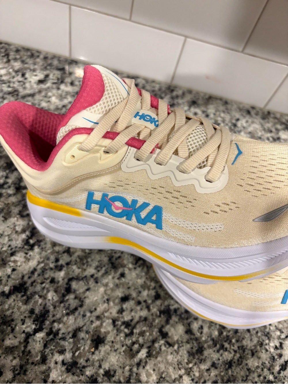 Hoka Bondi 9 Cream Pink Yellow Blue Women's Sneakers - Picture 2 of 15
